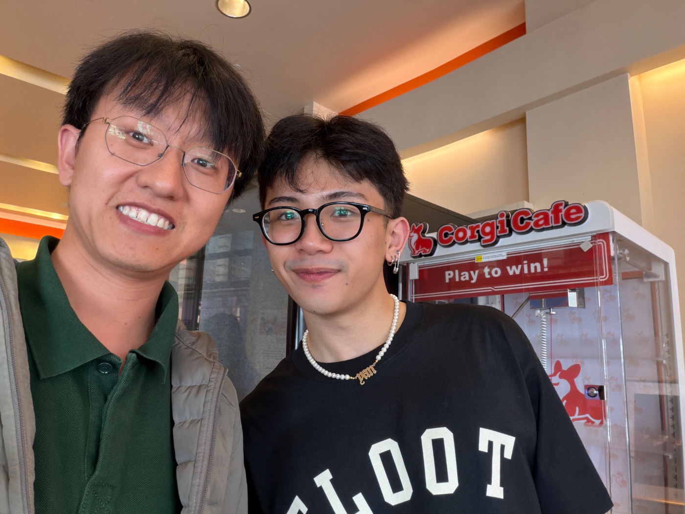 Walter Wu met Adrian
