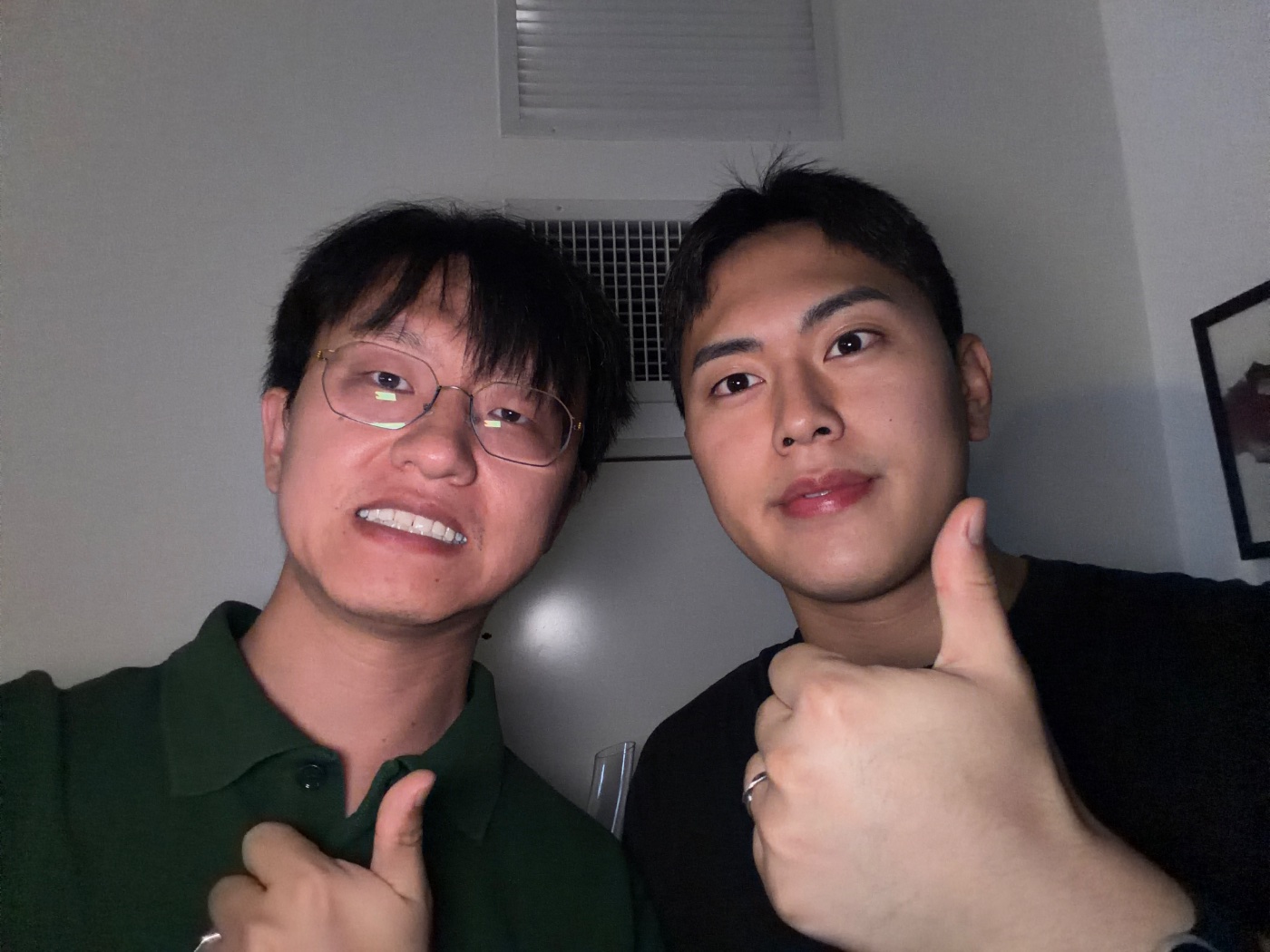 Walter Wu met Joshua Park