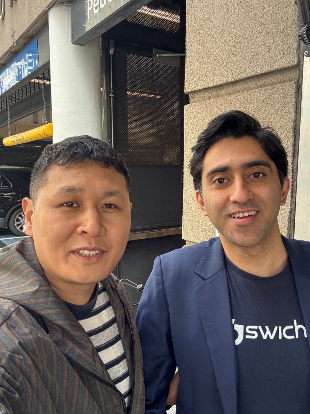 Lawrence Lou met Shah Aun