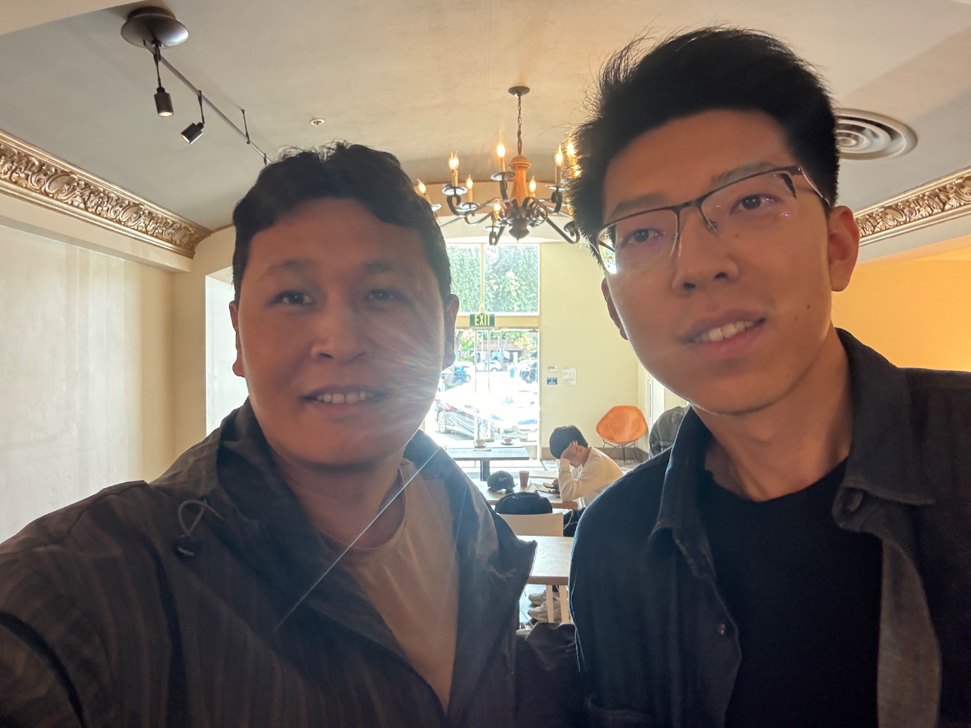 Lawrence Lou met Ziyun Zhao